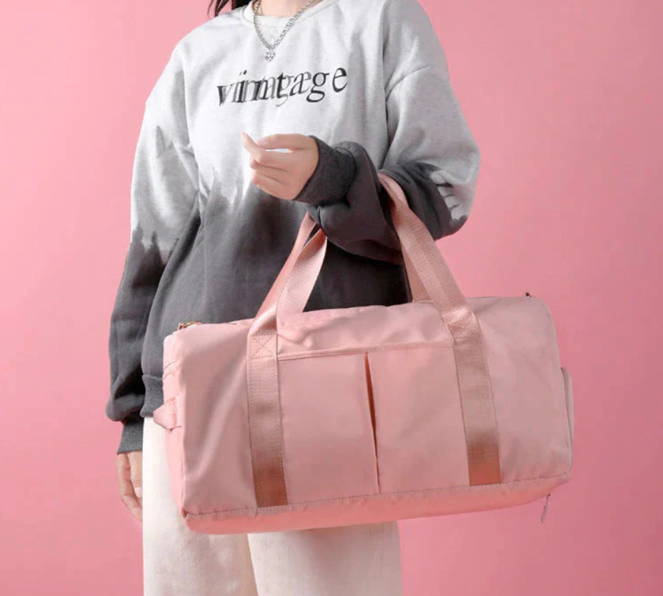 Waterproof Fitness Sports Travel Duffel Bag - Versatile Weekender for Men and Women